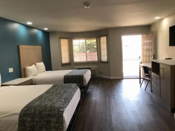 Cali Inn Main image